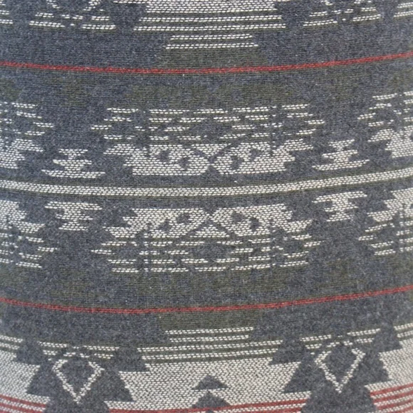 Dalia Collection Modern fit, aztec mini skirt .... - Picture 5 of 8